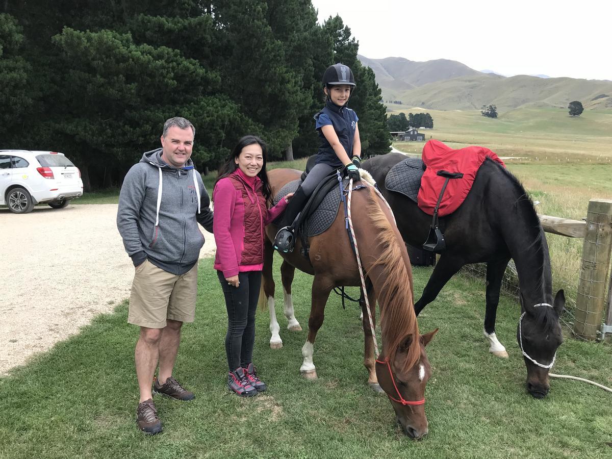 Valley Views Glamping Kurow Exterior foto